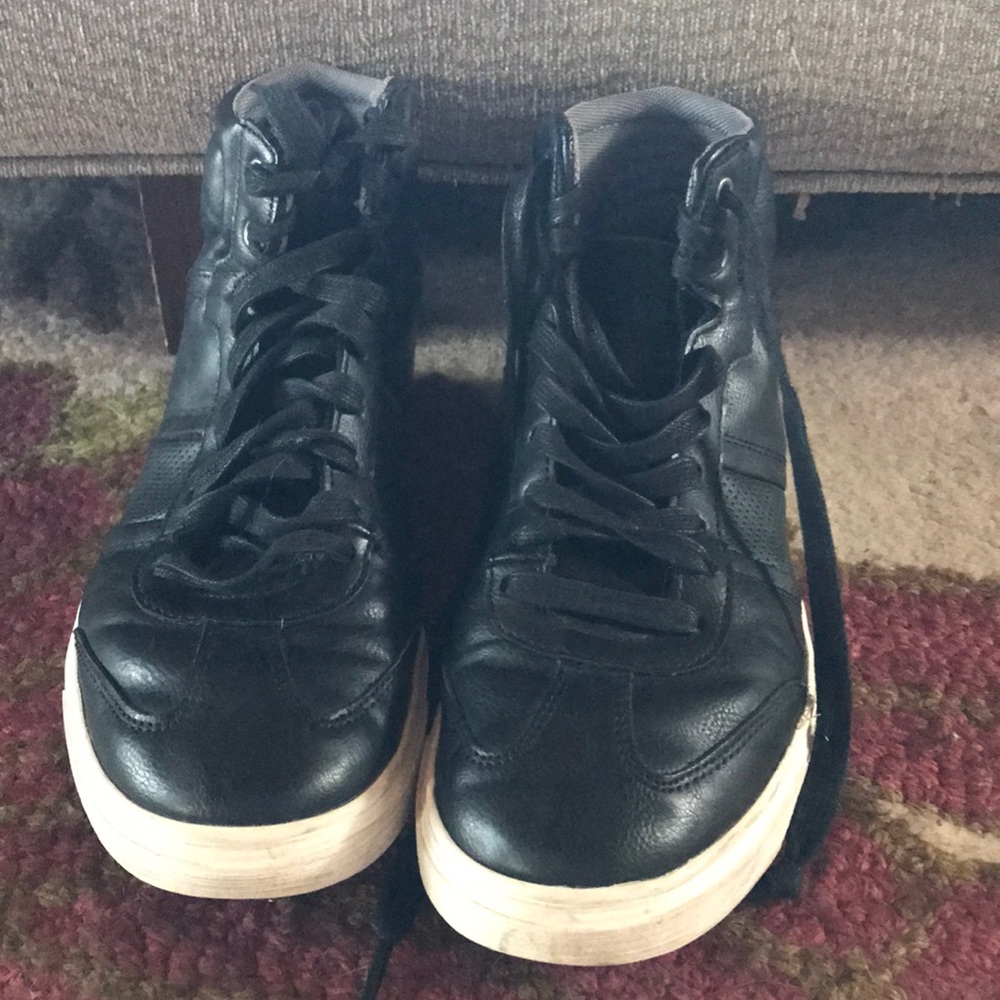 Perry Ellis Leather Size 8